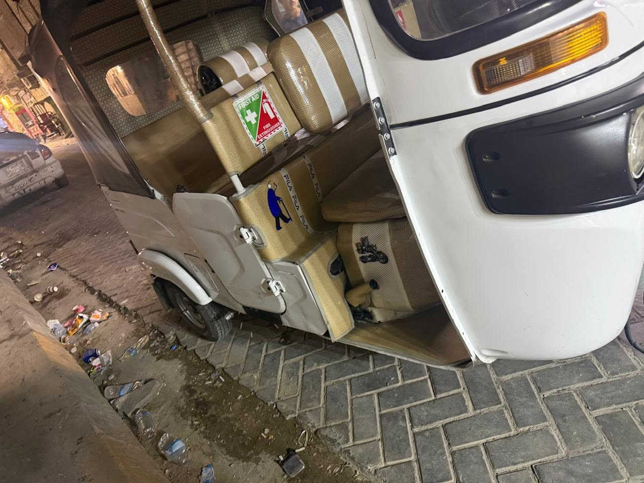 تكتك بيضه موديل 2022شهر تحويل ثاني يوم بيها ضربه ب لغد معمره شرط ممبينه رايده 9ملاين بيها مجال الموشراي ليعلق مكاني باب معضم بغداد ***********
