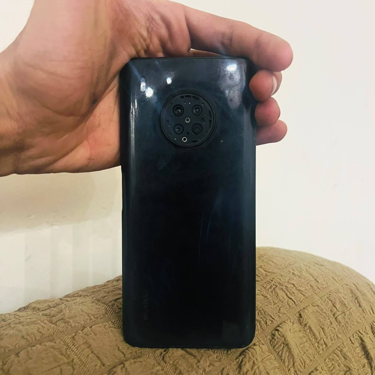 هواوي Y9a • ذاكره ١٢٨ • رام ٨