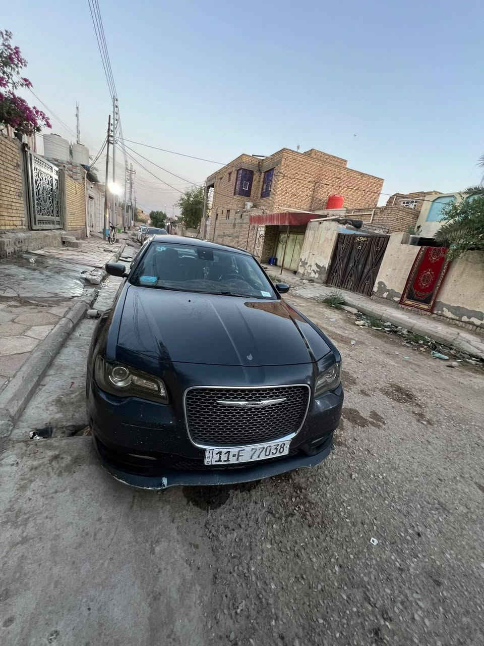 السلام عليكم مرخصه الادمن سياره للبيع اوباما  مديل 18مرمزه 21 سياره كفاله عامه 
فئه Sلفول موصفات ماعدى الفتحه 
كشنات كهربائيه 
تدفئه وتبريد 
كشن حضن
ردار امامي
حساسات امامي خلفي
نقطه عمياء
خزن ميموري
شاشه كار بلي
شفتات ستيرن
تشغيل عن بعد 
رقم بغداد سياره خصوصي
لوحات انكليزي 
ويل مكسيكي 
تخم تاير جديد 
منضومه غاز جديده تانكي 100L
الـسـعر 185وبيه مجال وترهم مراوس بدورنكو 

***********
وانه خادم للطيبين
