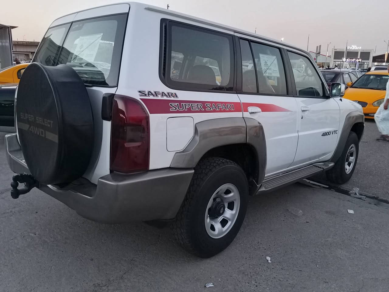 اسلام عليكم نيسان بترول سفاري موديل 2008 كير اوتو كير محرك شرط كهربائيات شرت تأثيرات جديد
صدر امامي خلفي شرط بي ربع بونيد صبغ فقط سياره جديده رقم سنويه جديد اب اسمي شرت تحول و وكاله سعره 147بي مجال الطيبين مكانه كركوك رقم هاتف ***********واتس اب 
***********

نص مكتوب في الصور:
- 2008 www.com 869m 457 6262