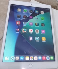 آيباد ٨ • ٣٢ • بطارية ٨٦