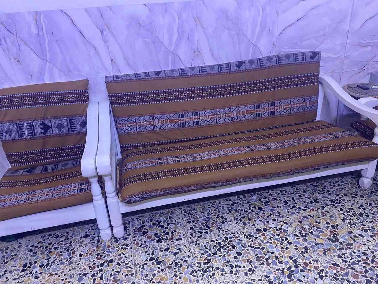 سلام عليكم لبيع نضيف ومعتنين بي سعره300 وبي مجال المكان بغداد الكماليه قبل شارع الوازات شارع متنزه ابو نزار للتواصل ‪***********‬
