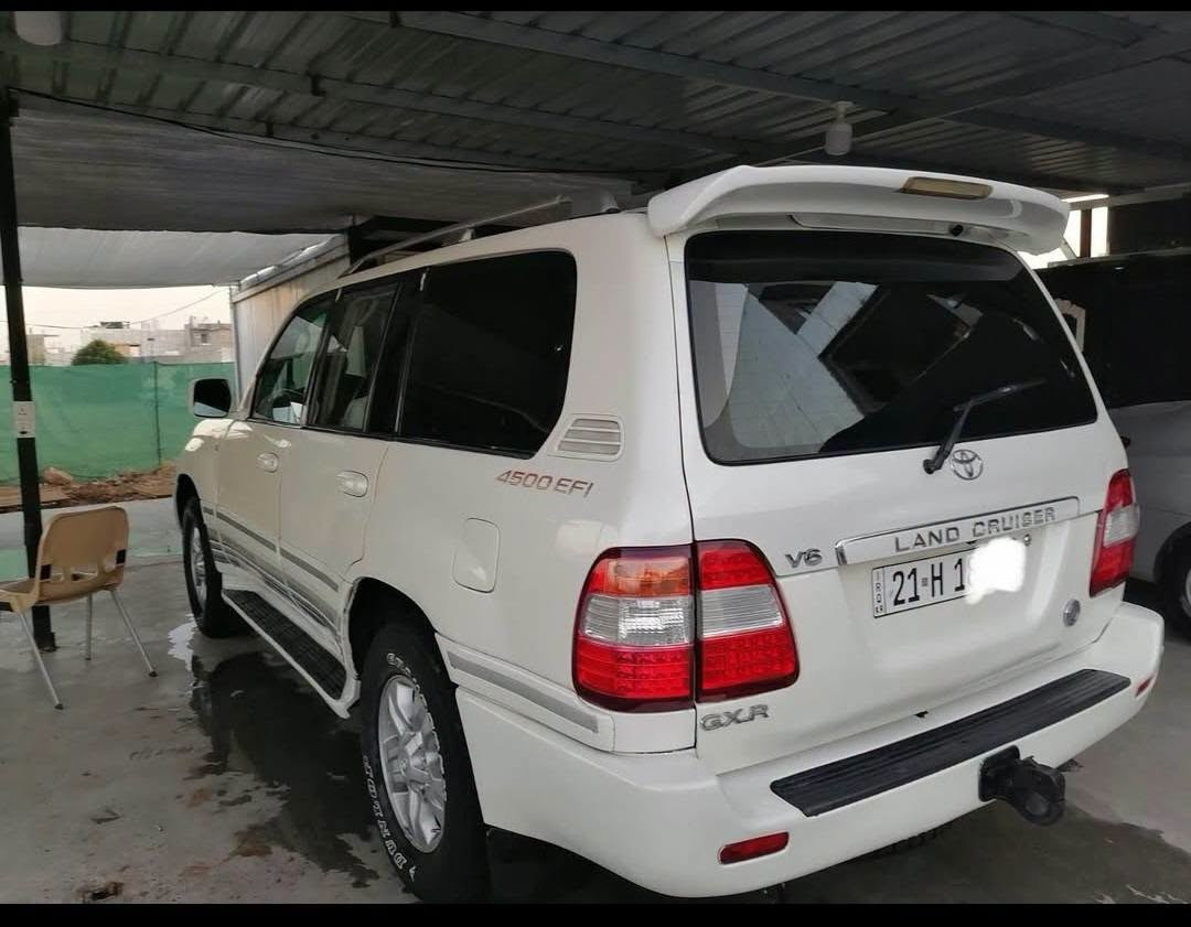 سلام علیکم
ئەم مۆنیکا بۆ فرۆشتن
مۆدێل 2006
فوول فوولە سڵایدە
ڕەنگی سپی سەدەفە
دەرگا و شانێکی دواوەی بۆیاخە بێ وەرگەڕان
هەموو گیانی بەشەرت
گێڕ و مەکینەی بەشەرتە
بۆ سعر پەیوەندی بەم ژمارەوە بکەن
***********
