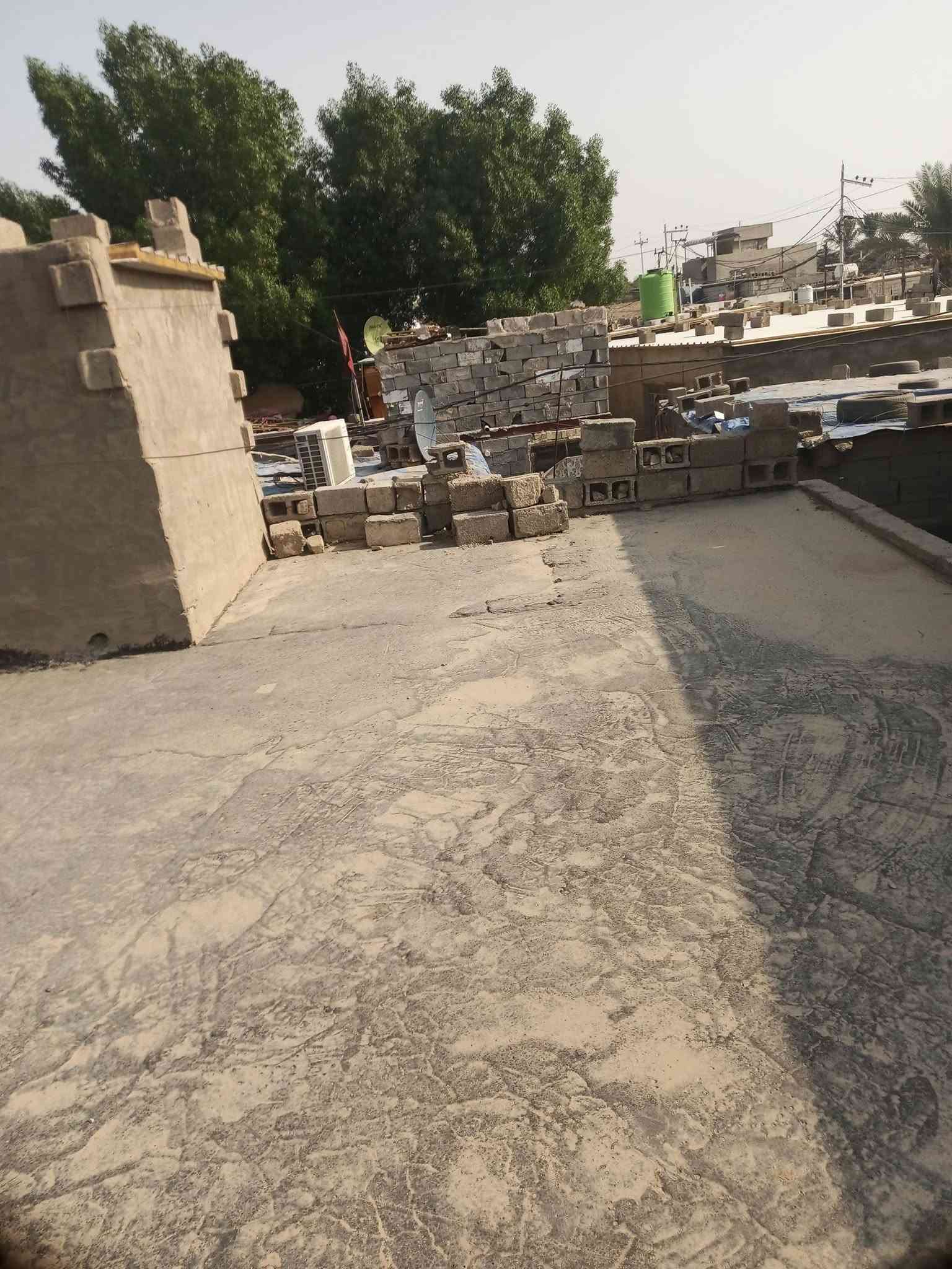 بيت • بيع/إيجار • مي وكهرباء زراعي