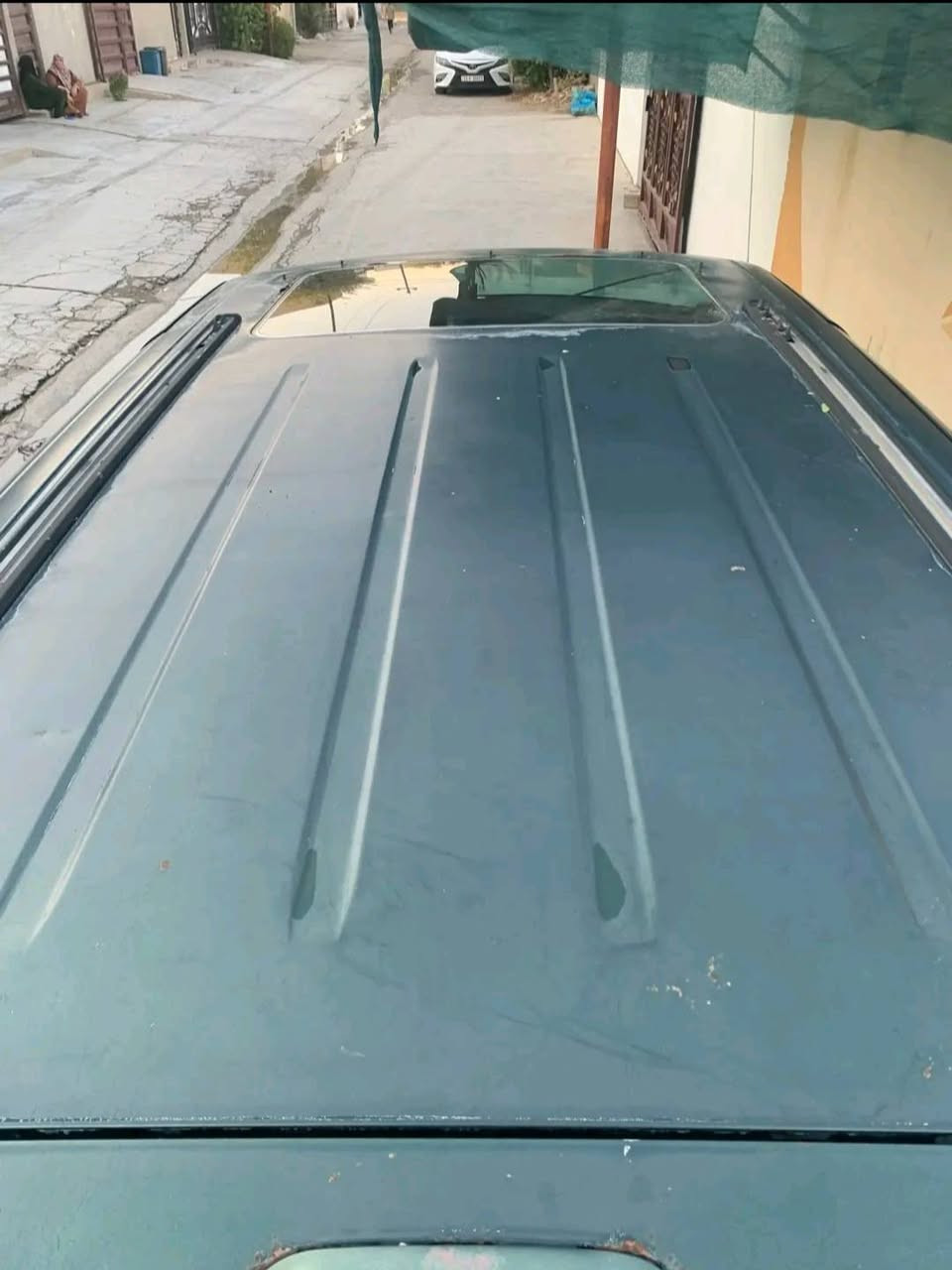 بەناوی خودای گەورە سەیارەی جۆری فۆڕت میرکوری  بۆفرۆشتن مۆدێل 1995 گێڕو مەکینەی کامیری لەسەرەبێ عەیبە سەیارەکە سبوغی بیلادیە کاڵبوونەوەی نییە دەعم و لێدراوی نییە کۆبۆنی بەنزینی  هەیه  سێ ڕیزکوشینە سەنەوی15ڕۆژە بەسەرچووە  سەیارەکە گێڕتۆماتیکە و سڵایتە و دووجامی پێشەوەی کارەباییە ڕادێتەری ئەڤەلۆنی لەسەرە  سەیارەکە بێ عەیبەماڵی دۆستە سعری ۳۳ وەرەقە و مەجال ژمارەی خاوەنی (***********)واتس ئاپی لەسەرە سەیارەکە لەکەرکوکە أربيل, العراق

