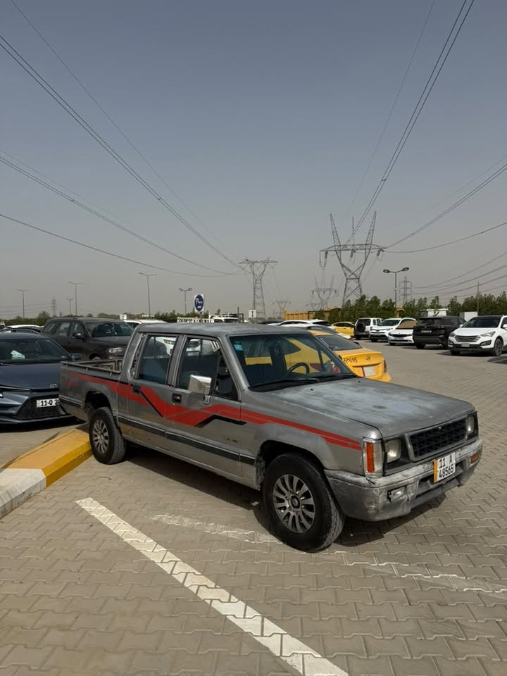 السلام عليكم بيكم مسيبوشي 1994 
محور مكينه 3s ونجي كير ومكينه واكسل 
لسياره باسمي تحويل مباشر  رقم بغداد سنويه جدده 
تواصلي واتساب او اتصال على الرقم عندي تواصل هنا  *********** السعر 45$
