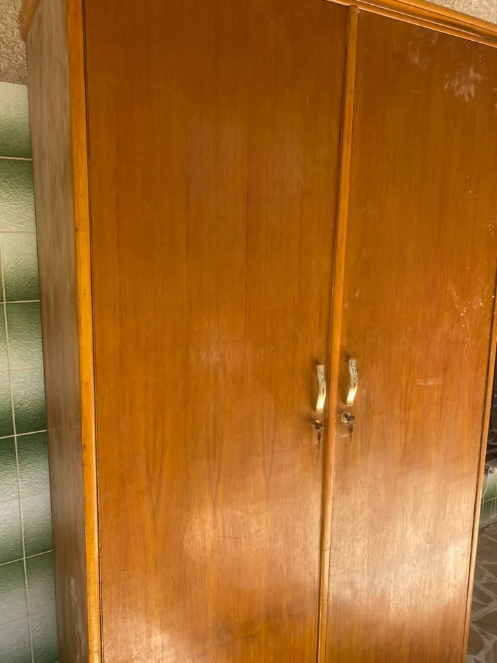 اغراض للبيع
كاونتر كامل 

ملحق +سنگ 

سعره 135

كنتور صاج چبير 

سعره 125

تخم 10 مقاعد 

سعره 150 

بنكات شغالات 

سعر الوحدة  10

واتساب ‭ ***********
