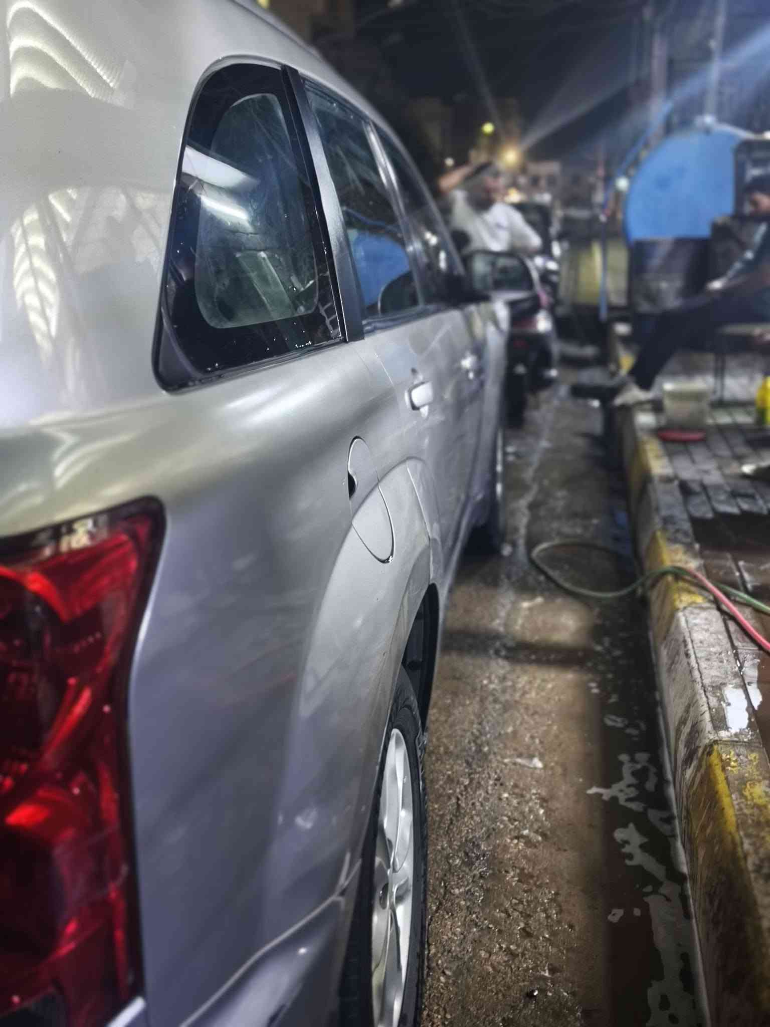 ساسوكي xl7 مكينه 3600
موديل 2007 غاز وبانزين مشترك مكينه وكير وتبريد خير من الله دواخل جديده رقم بغداد بسمي
السعر: 65 وبيها مجال 
مكان السياره كوت واسط
***********
