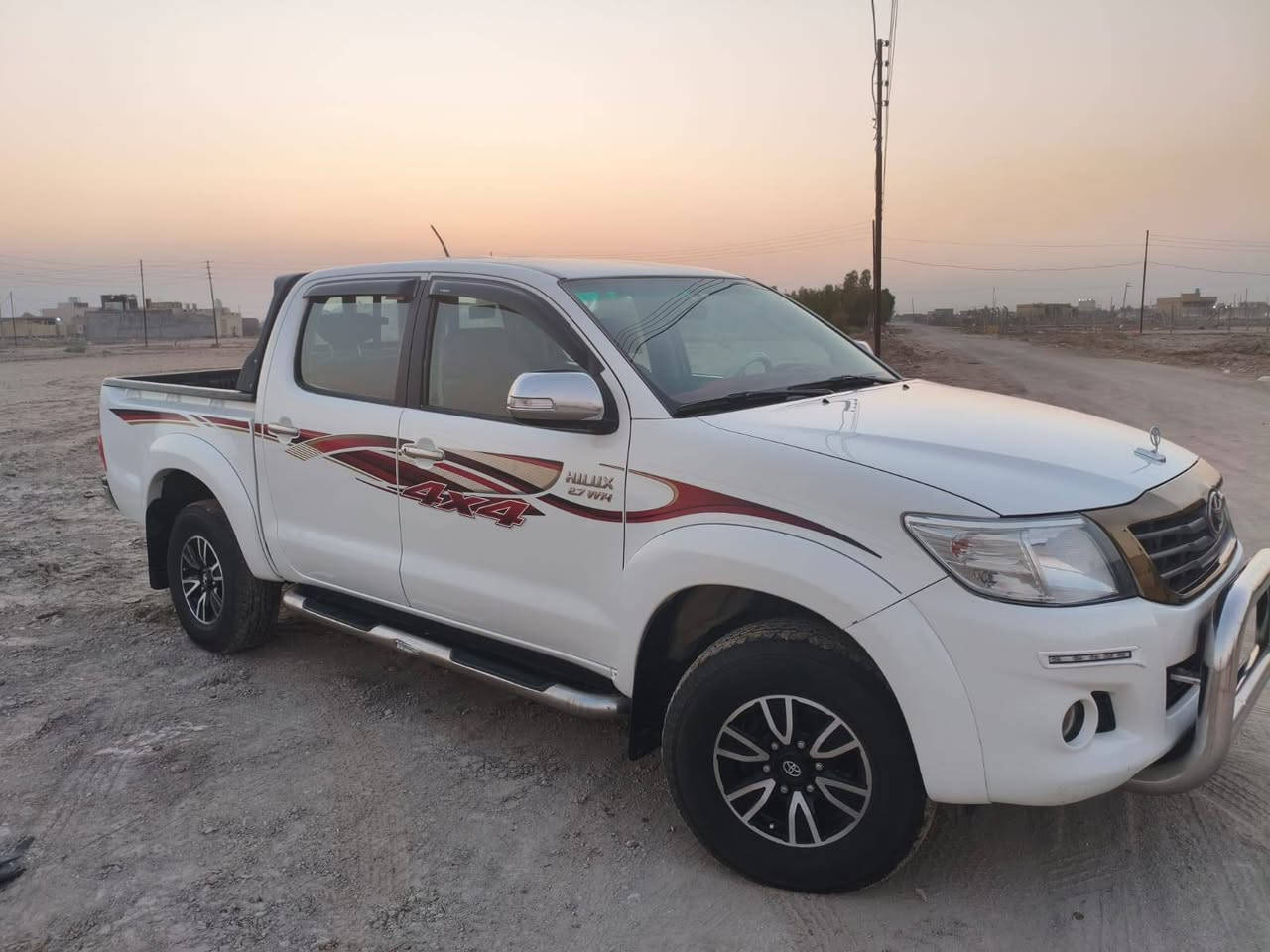 فلاونزه فورويل موديل 15 كير عادي كفاله عامه رقم شمالي اربيل السعر 215العنوان ناصريه إسكان الصناعي ***********
