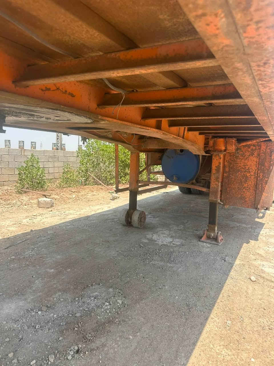 السلام عليكم عربانه مزوج دنكيرين تخم تاير كلشي موضح بالفيديو  وسعرها مناسب جدا فقط شراي يتصل يرحم والديكم ***********
