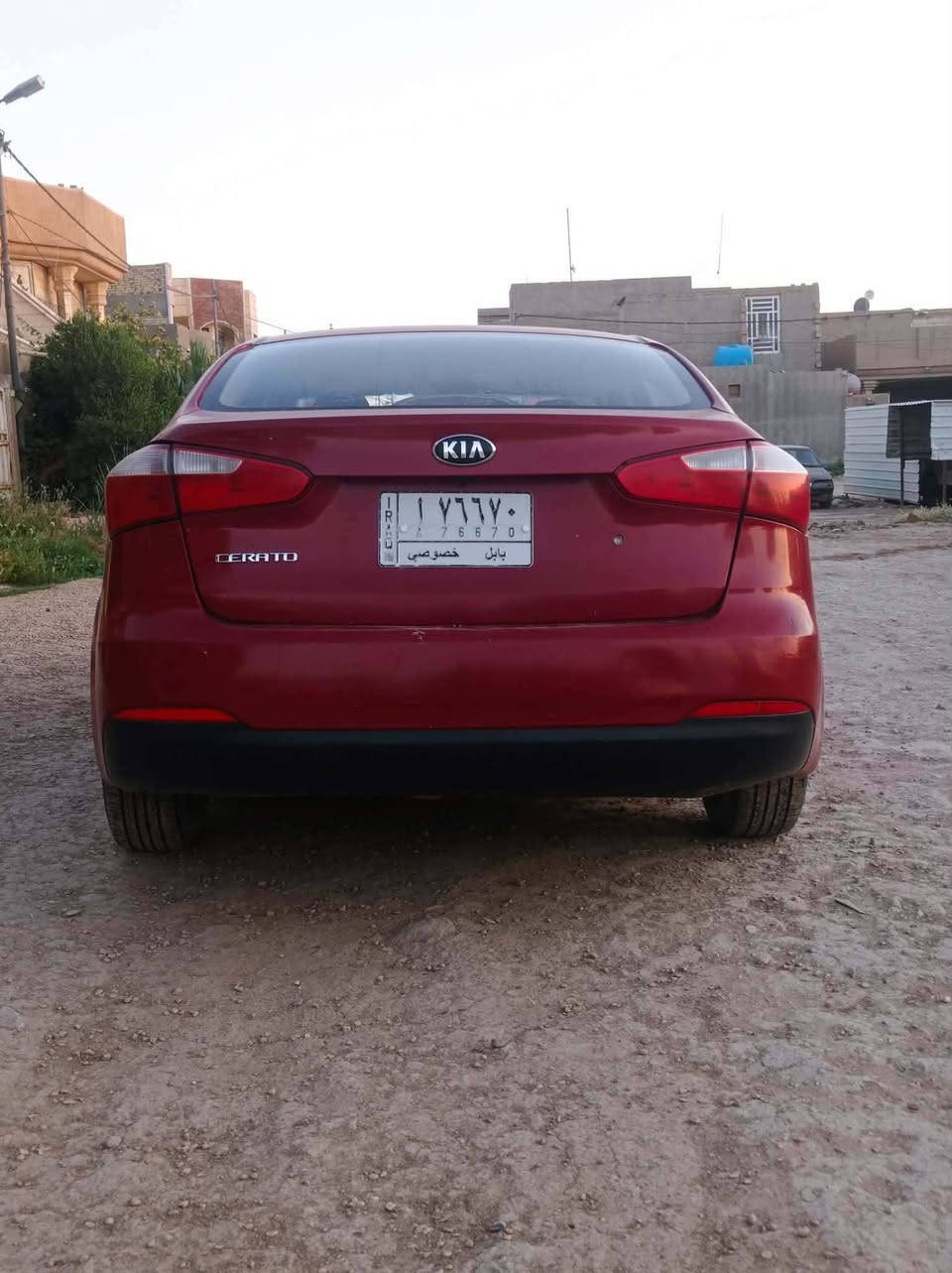 كيا سيراتو موديل 15 بابل رقم جديد
بيها 3قطع بنيدجاملوغ  قبغ جنطة
بيها جراد بتكم  محرك كير ع وضع شركة 
تبريد خير من اللة سيارة بسمي 
مواصفات عادية 
محرك 1600
ماشية 152
السعر92 بيها مجال
***********
اسف مارد ع ماسنجر فقط اتصال واتساب وخادم
