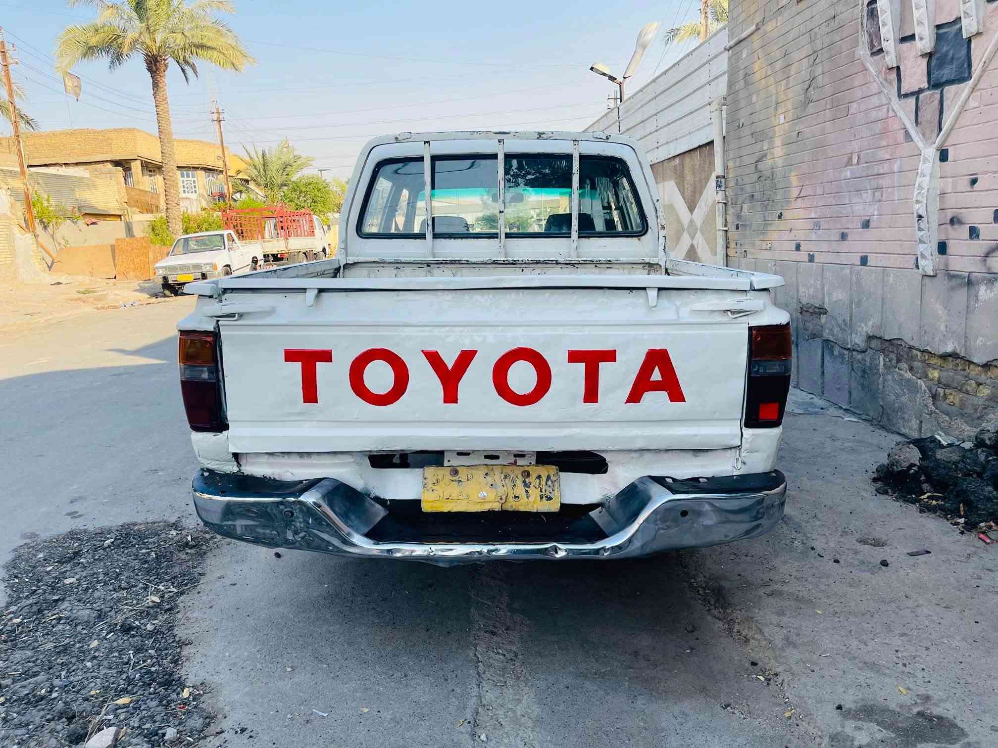 البيع بيكم تيوتا 
موديل 1988 كير مكينه مكفول
شواصي مكفوله دواخل نضيفه 
رقم بغداد شرط التحويل 
مصبوغه حزام بدون ضربه 
مكان بغداد السعر 33 وبيه مجال
رقمي ***********
