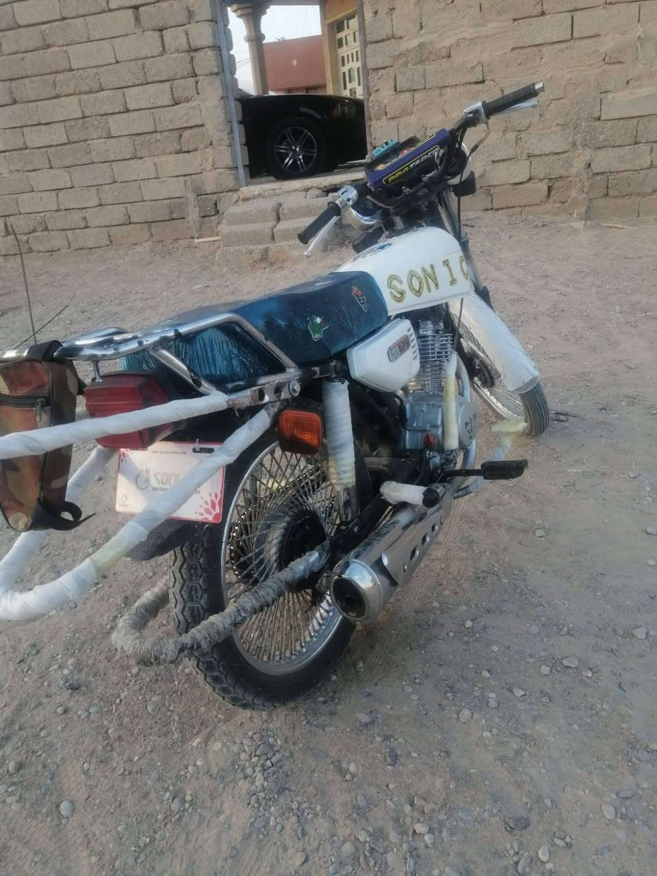 السلام عليكم نامه 2022 محرك شرط كهربائيات شغالة نشاط فول ملف توي شديته بلك هسا شديته كابريته جديدة عقل جديد تايرات جدد مرتب حيل ونضيف سعر420 وبي مجال قليل جدا مكان بيجي ***********
