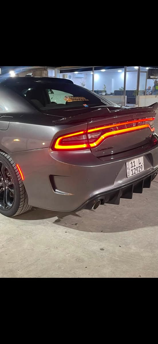 جارجر 2022 R/T
سوبر تراك باك
بدوون ايرباك
بدون دواخل

-الفئه : RT 
-الموديل:2022
-المحرك : V8 5.7
-اللون : رمادي 
-الممشى: 60 الف مايل (60,000mi)
-تخم تاير جديد
-الضرر : جاملغ خلفي جهة السايق صبغ + قبق الجنطه مبدل بلادي 
(بدون دواخل بدون ايرباك )
-المواصفات:
* سوبر تراك باك
* شفتات ستيرن
* شاشه كبيره
* حساسات خلفيه
* كامره خلفيه
* كشنات حظن
* سستم صوت الباين
* تشغيل عن بعد
* لايت زنون 
* السياره بيها عدسات زرع نوعية ممتازه سعرهن 400 الف +عين الشيطان متغيره تتحكم بيها من الموبايل 
السياره كامله وجاهزه من كل النواحي ما تحتاج اي مصرف
السياره ستوك ما ملعوب بيها او معدل عليها 
صوتها رعيد نغمتها كلش حلو عليها دبات سود من امريكا
رقمها بغداد شبه مميز بأسمي تحويل ثاني يوم 
مكان السياره بالانبار/القائم
رقم الشاصي:  2C3CDXCT4NH129141
السعر ع الخاص او الاتصال *********** متواجد واتساب ايضا
