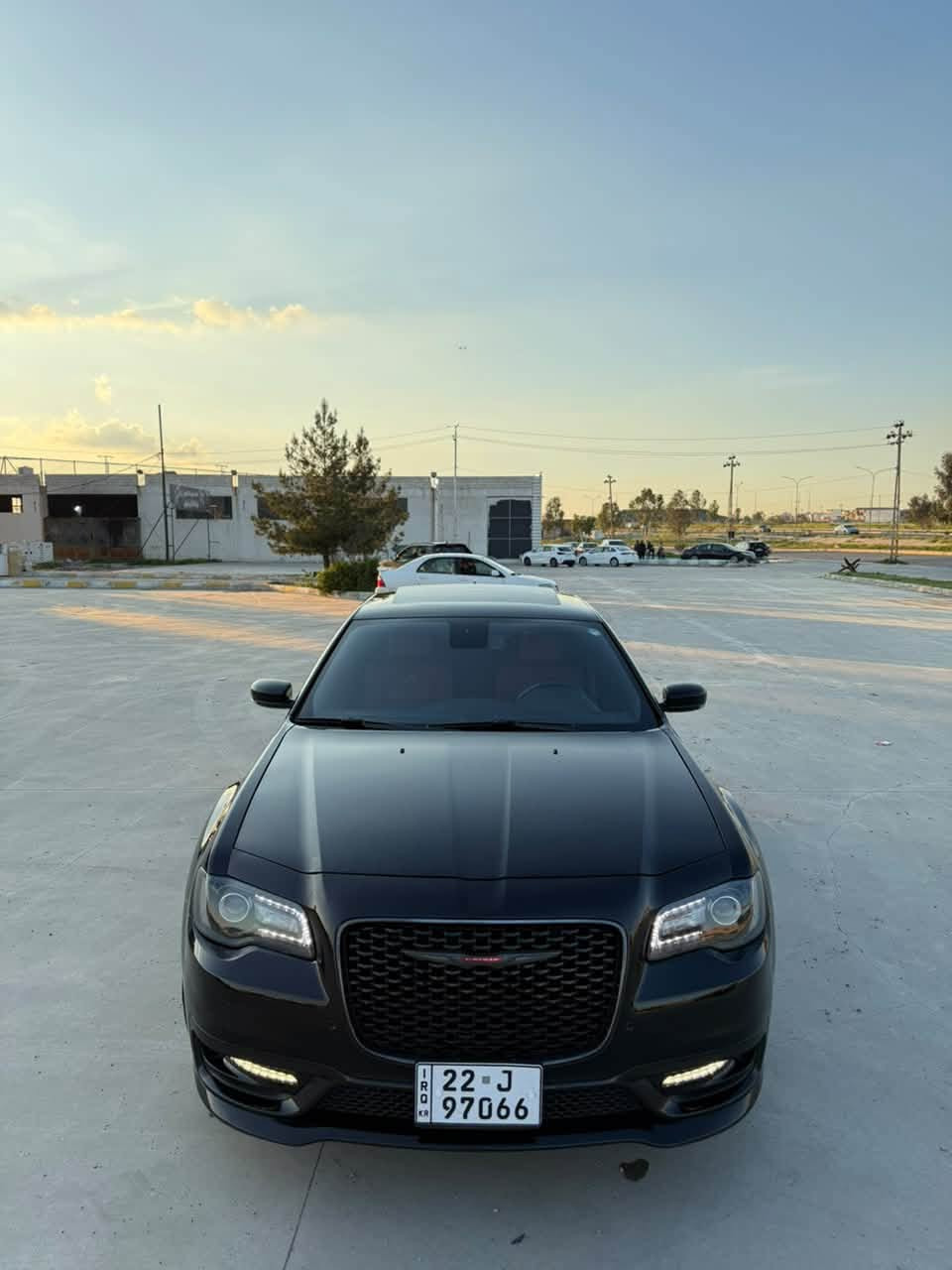 سلام عليكم اوباما 2022فول فول داخل احمر عدا رادار مامي مابي سياره داخل احمر كشنات حار بادر برده خلفي ردار جوانب حساس امامي خلفي فول سياره ماشيه 66الف مايل سياره كلين تايتل حته دعميات بشرط مكفوله من صبغ وتبديل فقط جوه باب بمقدار 20سم بي pdrوباقي كفاله 
سعره 325ومجال بسيط 
مكان كركوك
