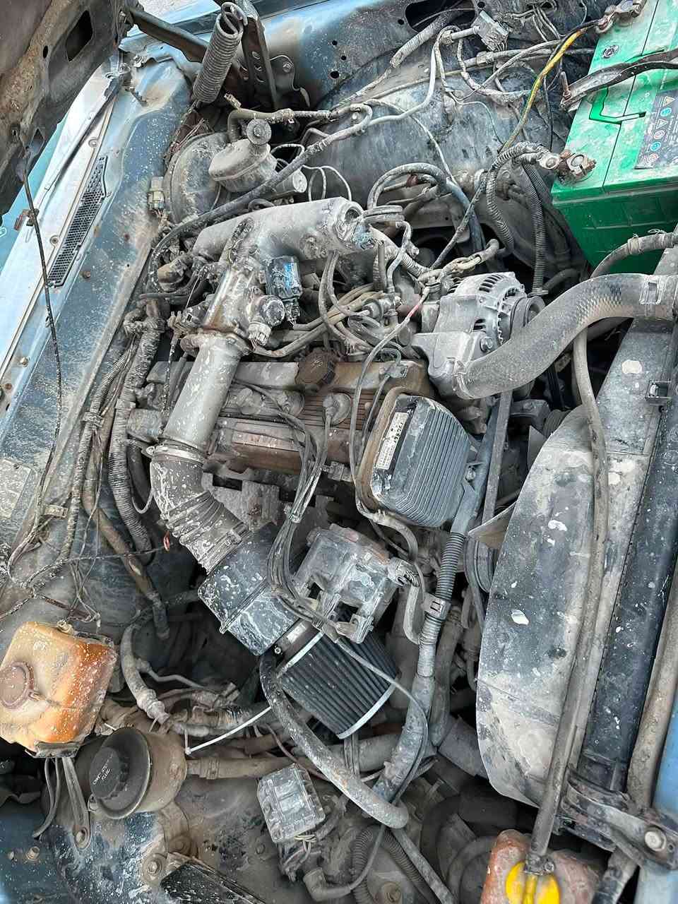 سوبر 82 محرك ونج بدون خياسات سياره نظيفه بسمي تحويل ثاني يوم السعر 35 رقم ***********

