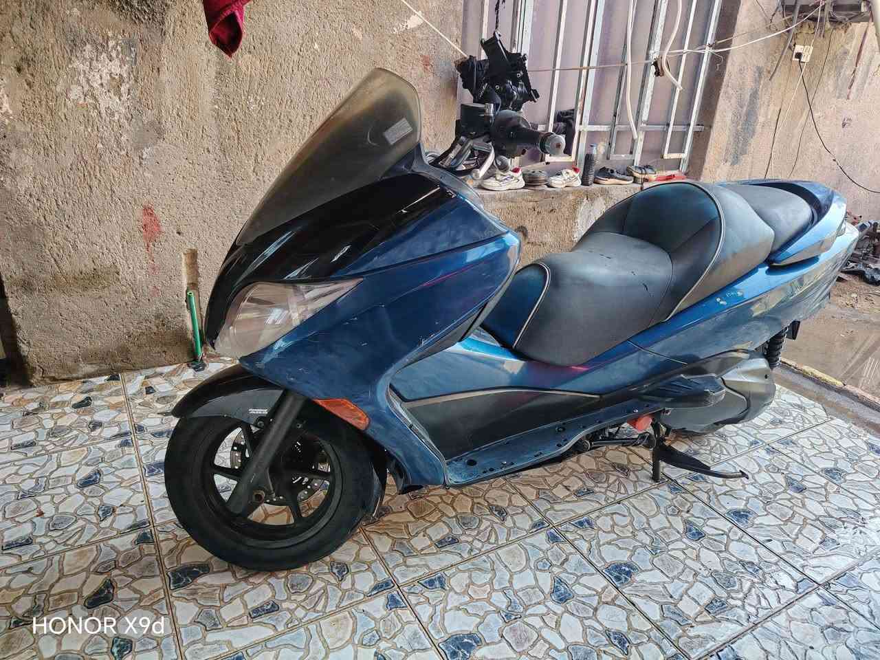 السلام عليكم
فورزه 010 S7 للبيع كير شغال ABS كهربائيات شغاله 
مبدل بستم كصه اولى وحاليابيها دخنه قليله مكينه ناعمه 
ابيع كوم حديد تجيب فيتر وتفحص السعر 650 بيها مجال بسيط
العنوان بصره. ابي الخصيب. عويسيان ***********
واتس اب اتصال مفتوح

