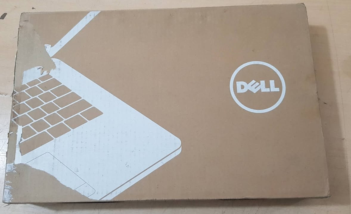 تحية طيبة .. لابتوب DELL وكالة شرق اوسط بحالة اللوك ما يفرق عن الجديد كور اي 7 الجيل 12 ورام 8 كيكا وهارد ssd 512 كارت شاشة منفصل Nvidia  حجم 2 كيكا الشاشة  15.6  اللابتوب نحيف جدا مع الكارتونة

                      (( السعر ثابت 700 الف دينار  ))

Dell Vostro 
المعالج  Core i7  الجيل 12
رام 8 كيكا 
هارد  ssd 512
2g nvidia  منفصل
حجم الشاشة 15.6
بصمة 

 للأتصال عادي و واتساب *********** 
شارع الصناعة اوقات الدوام ( 9 - 4 ) يوجد خدمة توصيل داخل بغداد ولجميع المحافظات لمشاهدة كافة الموديلات 
يرجى زيارة الموقع على الفيس بوك ( لابتوب بشير لاين
