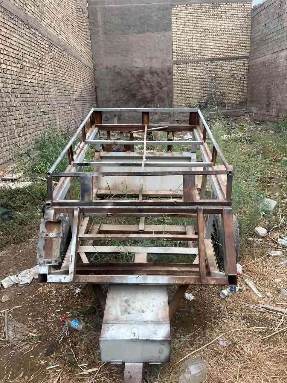عربة مقطورة • تاير ١٤ • حدادة مضبوطه