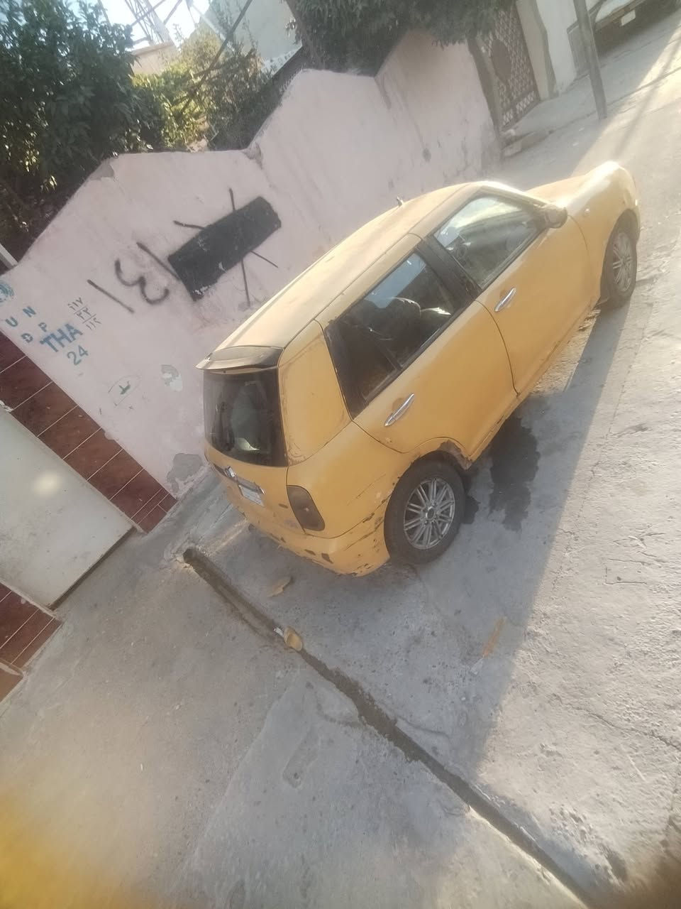 ليفان مستر بين ٢٠١٢ سياره شويه ردله مصرف محرك كورله كير شرط موديل ٢٠١٢ شرعي بل موصل مشروع وصني يعني تحويل بل موصل السعر ١٥ وبيه مجال ***********
