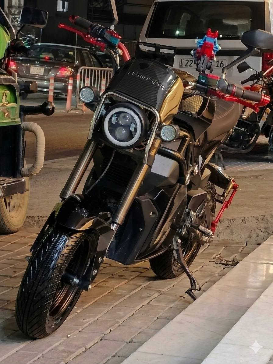 دراجه شحن بطحه مزغره شكل نادر وحلو  للبيع نضيفه ماناقصها برغي  ٢٠٢٥ سعرها ٧٥٠ وبيها مجال للشراي تسوه اكثر  مكاني سامراء مستعجل ع بيعتها رقم ***********
