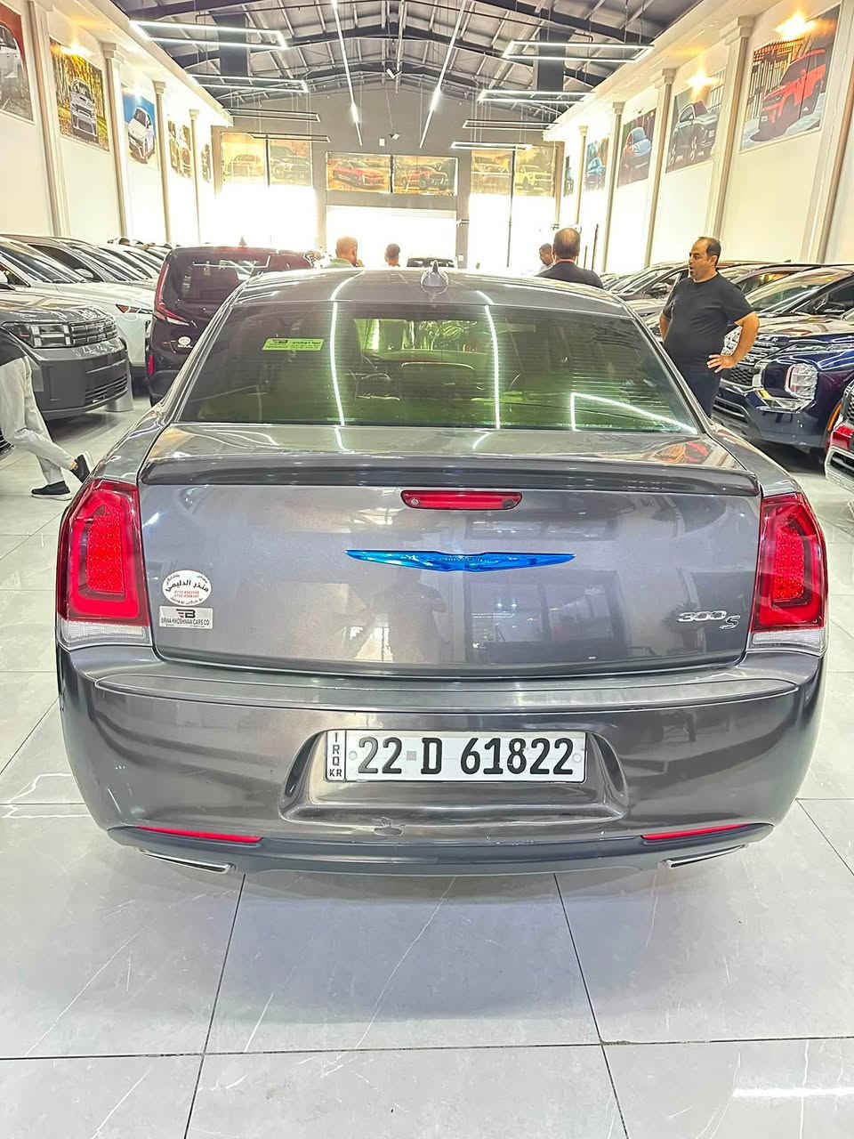 سلام عليكم اخوان 
كرايسلر أوباما S300 موديل 2018

دبل دعامية وفول مواصفات 1/1

اللون نفطي

محرك V6 سعة 3600

ماشية ١٢١ مايل

وارد كندي ورقم اربيل جديد

بصمة وتشغيل عن بُعد

بانوراما

كامرة خلفية دوارة

حساسات أمامية وخلفية

رادار أمامي وجانبي

كشنات جلد كهربائية

تدفئة كشنات

شاشة جبيرة

سماعات Beats بالصندوق

ويلات قياس 20

كير ستيرن

لايت زينون

إشارات جانبية وسبايدر خلفي
بيهه بونيد صبغ وجاملغ مبدل بلادي بدون دواخل 
للاستفسار 
*********** 
***********
