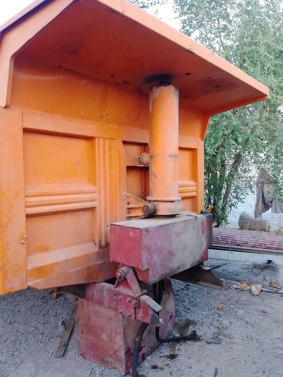 مطلوب • شاحنة • للبيع