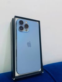 ايفون ١٣ برو ماكس • ٢٥٦ • بطارية ٧٧