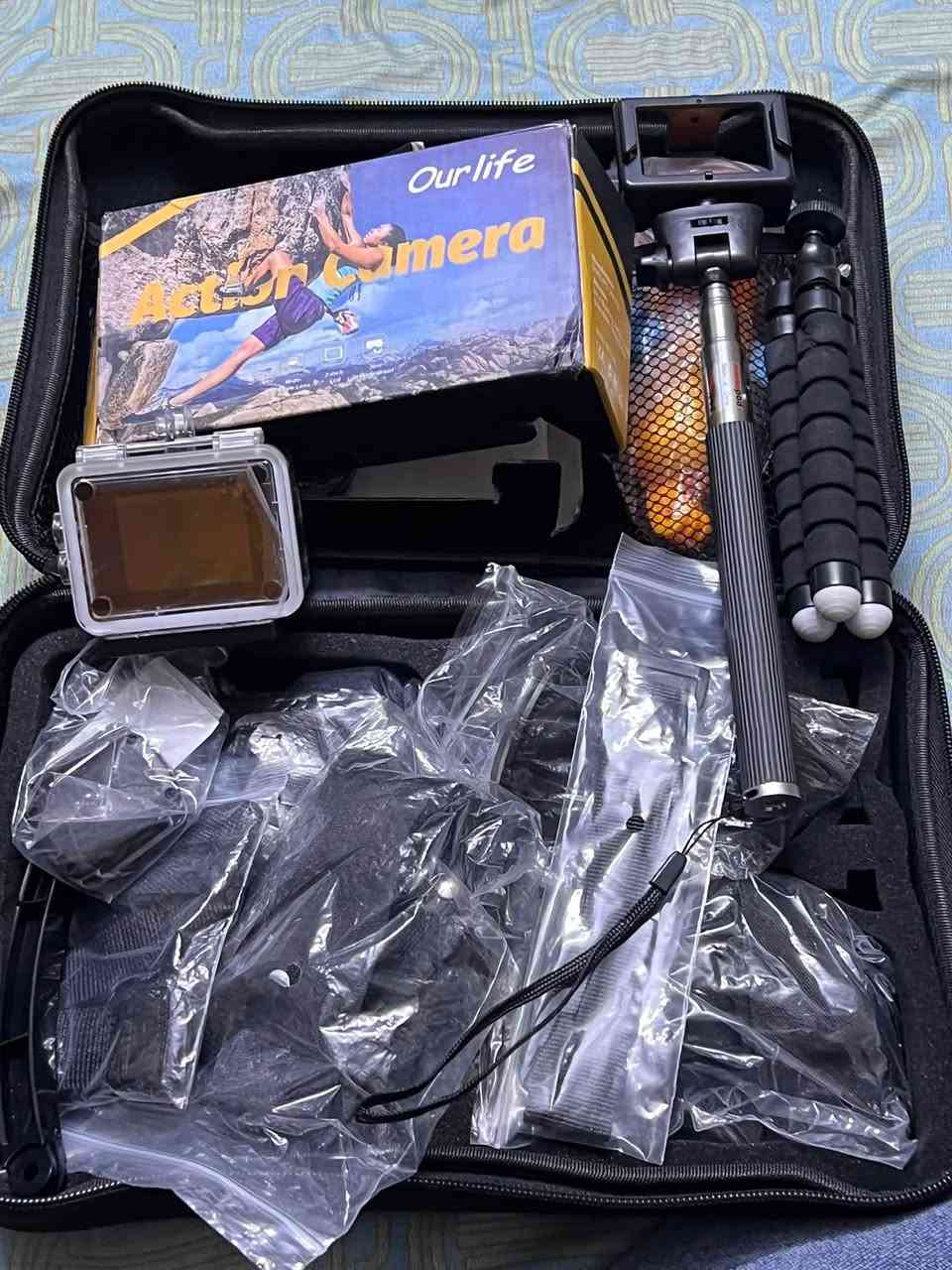 سلام عليكم كامره Actioncameraكامره جديده تستخدم اصاحب الدراجات وتصوير للملاعب وضد المي الكامره بيها اهوي مواصفات سعر100 وبيها مجال رقم ***********
