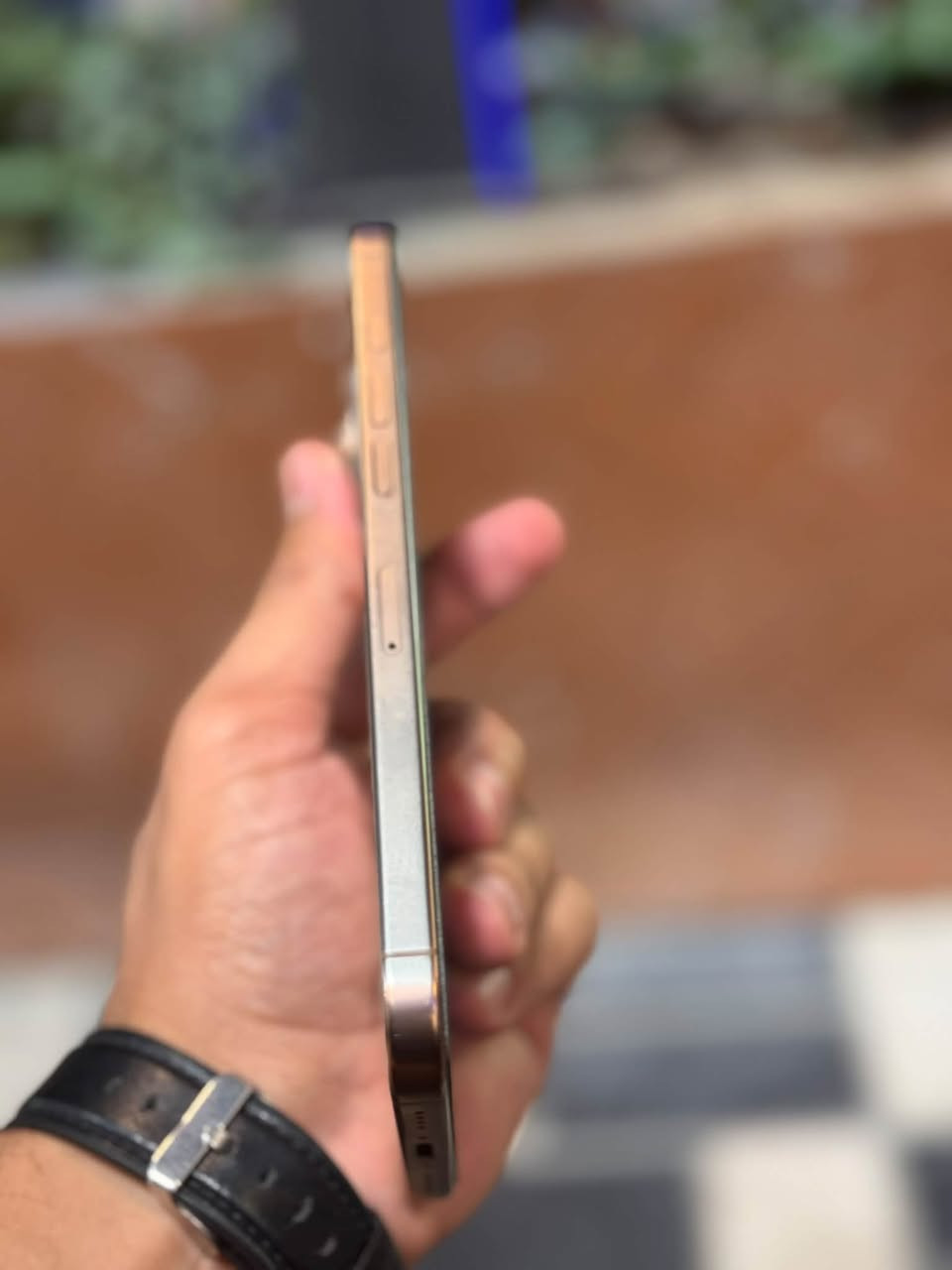 ايفون ١٦ برو ماكس • ٢٥٦ • بطارية ٩٧٪