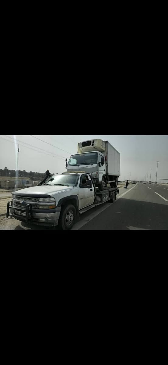 كرين سطحي للبيع 
موديل ٢٠٠١ مكينه ٦١٠٠ كير ١٠٠٠ تدفئه تبريد تخم تاير ويه السبير جديد شاده وصدر كامل جديد جي ام  قبل ١٠ ايام شديتهآ تاير وصدر بطشه على المكينه سياره ما بيها اي نقص رقم سليمانية بسمي مرسمه كرين بالسنويه ويها خاشوكه فصلتها بس ما شادها مكان السياره بغداد المحموديه
سعر سياره ١٦٠ 
تريدها هية و الخاشوكه ١٧٠
***********___***********___***********
