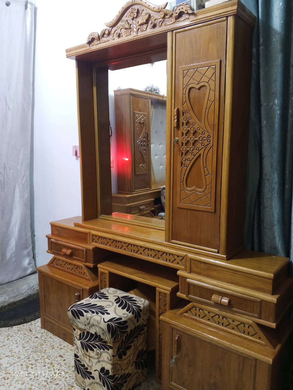 غرفة نوم صاج تسكام بعده جديده
طابقين كنتور ٥ ابواب بعد ما مفتوحه من المعمل وجتي نشدت هنا ولسه ع شدته 
معروضه ب مليون و ٢٠٠ وبيه مجال
للتواصل واتساب واتصال  ***********
مكاني الحصوة حي الاعلام
