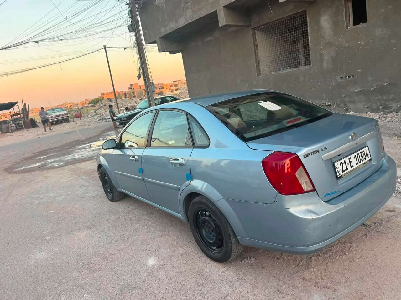 للبيع اوبترا موديل 10 لون سمائي رقم سليمانيه الجديد سنويه لحد 2030بيهه تبديل جاملغ الايمن وبارد بلبنيد فقط الكير والمحرك والشواصي بشرط الفحص تخم تاير جديد الحداديه نسبه 90%تبريد ثلاجه ومعروفه الاوبترا بلتبريد ماكو داعي احجي السياره بلواقع احله من الصور الله شاهد تجي تجيك سونار غير هاي الملاحضتين متلكه السعر 75وبيه مجال قليل للتواصل ***********وبي واتساب
