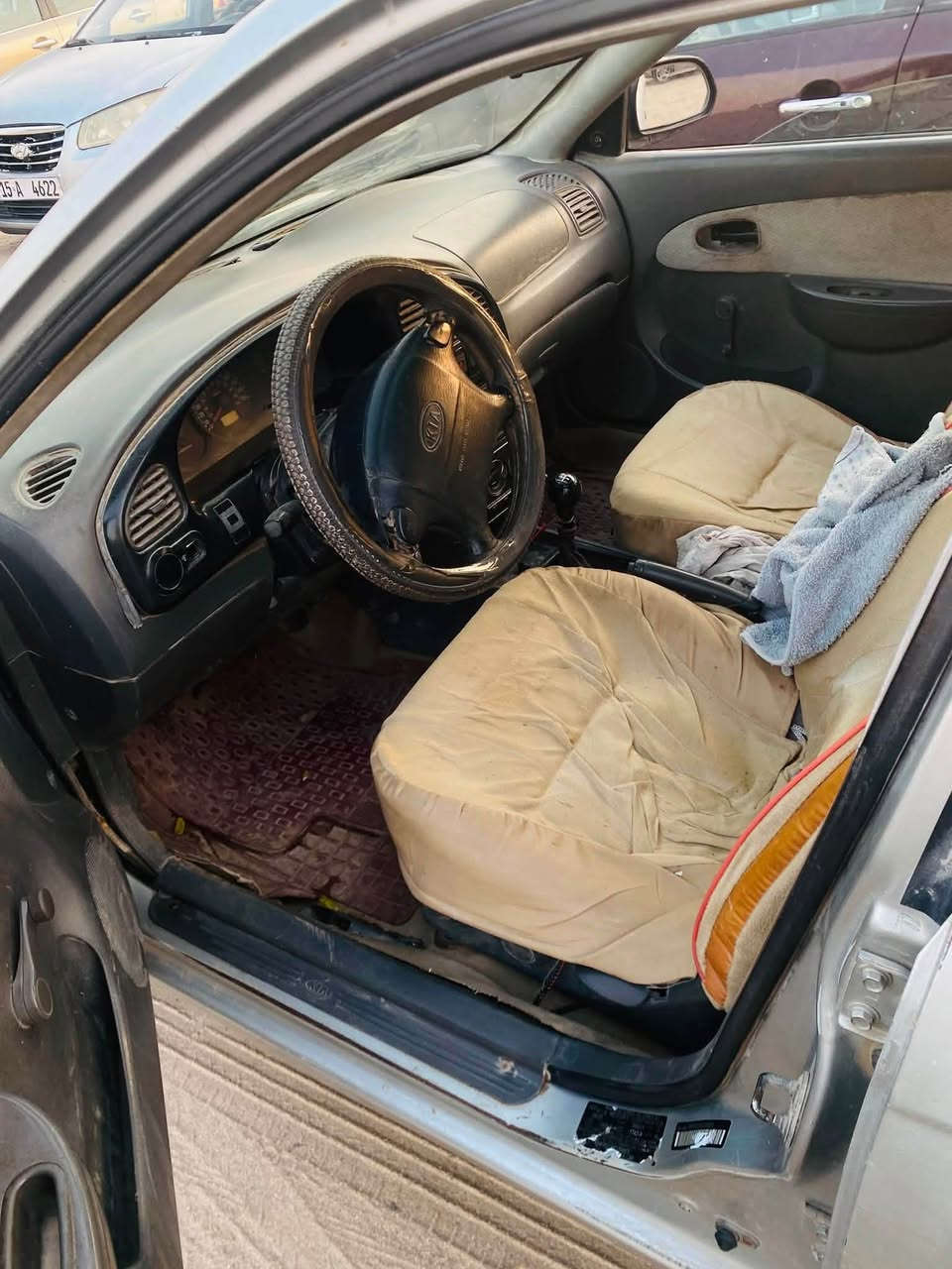 سبكترا ٢٠٠٤ للبيع مكينه وكير بحالة جيده محتاجه ترتيب السعر ب٢٢ بيها مجال بسيط للاتصال ***********
