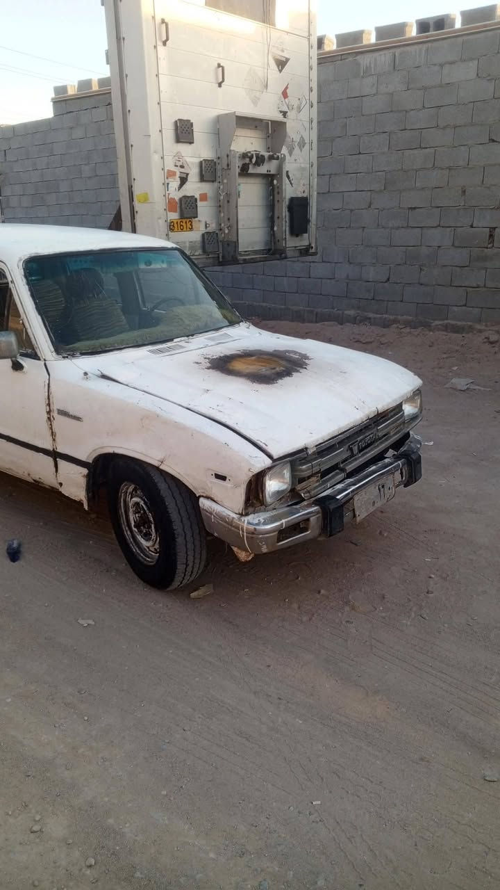 سلام عليكم سياره بيكم 1982 تيوته مكينه ثري واي مكفوله كهربائيات مكينه كير حداديه شاصي اكسل السعر 18وبيه مجال مكانهه البصره سفوان ***********
