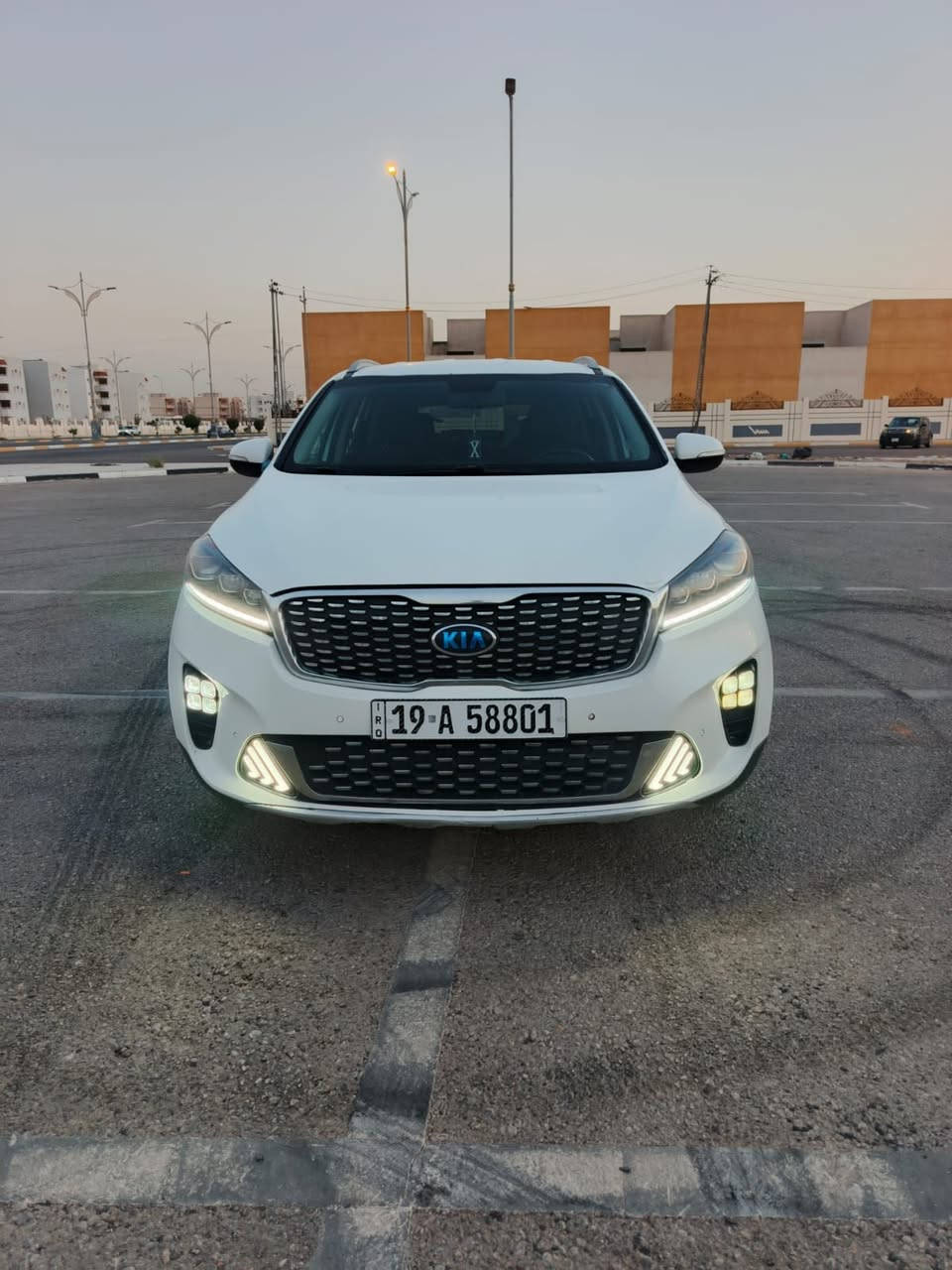 سلام عليكم 
سورنتور 18 امريكي محرك4 شكل20 
5 راكب
سياره حادثه سرقه بنيد جملغ من أمريكي جاملغ صبغ باب صبغ 
سياره بسمي محرك وكير مامفتوحات سعرها 150 بيه مجال قليل 
رقمي*********** مكاني كربلاء
