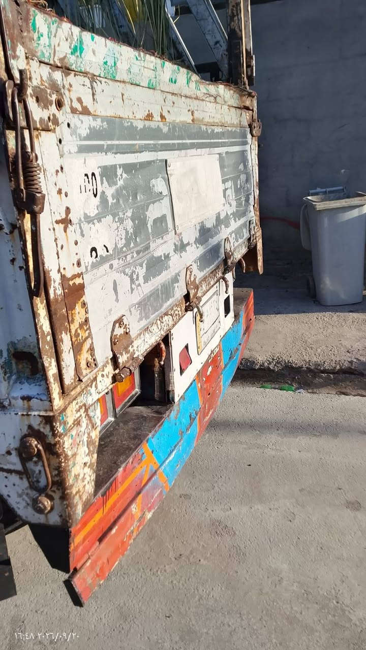 السلام وعليكم هينو فوصة مربع
ميكانيك كفالة تبريد ثلج موديل 91

الطول 6 وربع بلادي تخم تاير جديد

مشروع وطني السعر 80 وبيها مجال حك الجية

***********

نص مكتوب في الصور:
- ١٦:٤٨ ٢٠٢٦/٠٩/٢٠