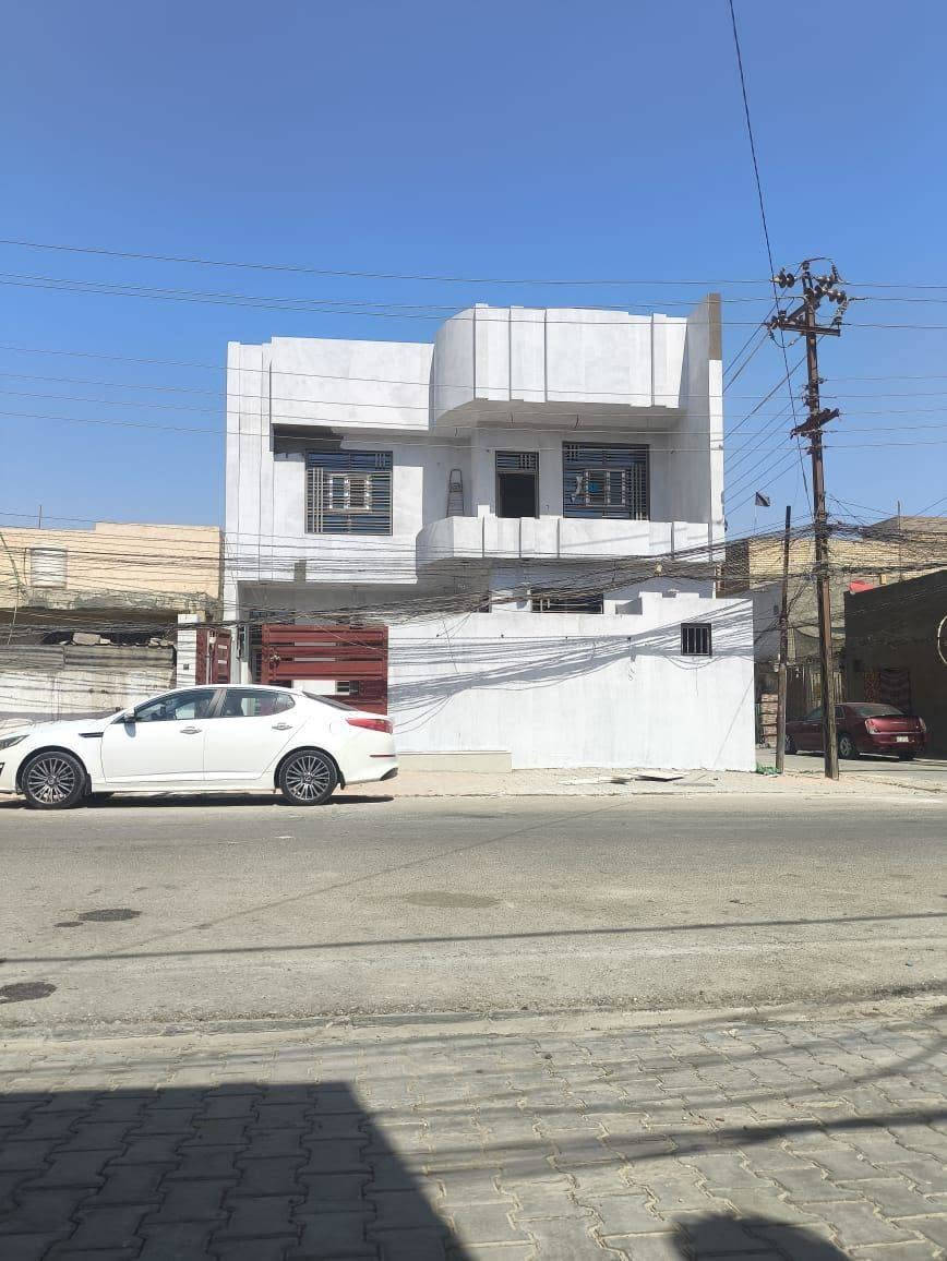 سلام عليكم صبغ الواجهات بأحدث الطرق تنصيب الفوم التركي صبغ الدواخل عمل لوحات داخليه بأسعار مناسبه للاستفسار واتساب***********

نص مكتوب في الصور:
- احمد الصباغ دهانات داخلية وخارجية أسعار مناسبة إلتزام بالمواعيد جودة عالية *********** بصمتك ... بيتك أجمل