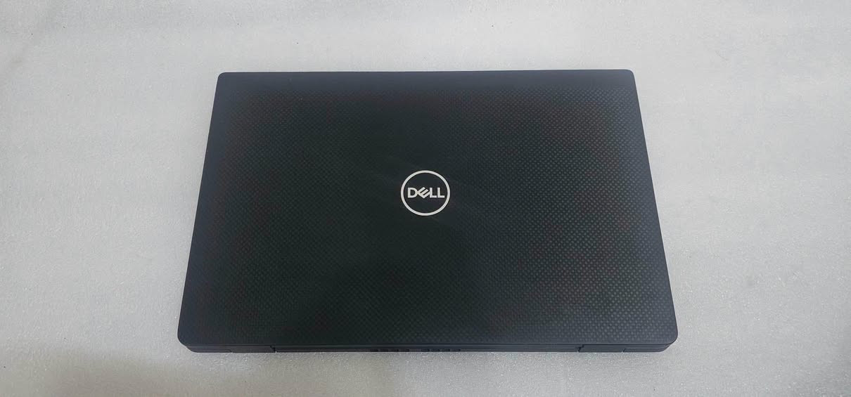 ✨ مستوى من الفخامة… يبان من أول نظرة.

🔥 Dell Latitude 7430 | Core i7 الجيل 12

━━━━━━━━━━━━━━━━━━

⚡ المواصفات:

• 🧠 المعالج: Intel Core i7 – الجيل 12
• 💾 الرام: 16GB
• 🚀 التخزين: SSD 512GB
• 🖥️ الشاشة: 14"

━━━━━━━━━━━━━━━━━━

💎 جهاز يجمع بين الأداء القوي، التصميم الأنيق والحجم العملي؛ مناسب للي يريد جهاز يعتمد عليه بالشغل والدراسة والاستخدام اليومي.

🚀 **Core i7 الجيل 12** يمنحك أداء سريع وسلاسة ممتازة مع تعدد المهام والبرامج.

⚡ **RAM 16GB** تخليك تتنقل بين أكثر من برنامج بسهولة، بينما **SSD 512GB** يوفر سرعة عالية بفتح النظام والبرامج والملفات.

🖥️ شاشة **14"** بحجم عملي ومريح، مثالية للاستخدام اليومي وسهلة بالحمل والتنقل.

💼 **مناسب لـ:**

💻 البرمجة
🎓 الدراسة والجامعة
📊 الأعمال المكتبية
🌐 التصفح وتعدد المهام
🗂️ برامج العمل والإنتاجية
⚙️ المهام اليومية والشغل المتواصل

━━━━━━━━━━━━━━━━━━

💎 **Latitude 7430 — جهاز ما يحتاج مبالغة حتى يثبت نفسه؛ مواصفات حديثة، تصميم راقٍ وأداء عملي يخليك تعتمد عليه يوم بعد يوم.**

🔥 **Core i7 الجيل 12 | RAM 16GB | SSD 512GB | شاشة 14"**

━━━━━━━━━━━━━━━━━━

💰 **سعر منافس!**

🚚 توصيل لجميع محافظات العراق
🛡️ ضمان 10 أيام
📩 للاستفسار راسلونا خاص أو واتساب على ***********
