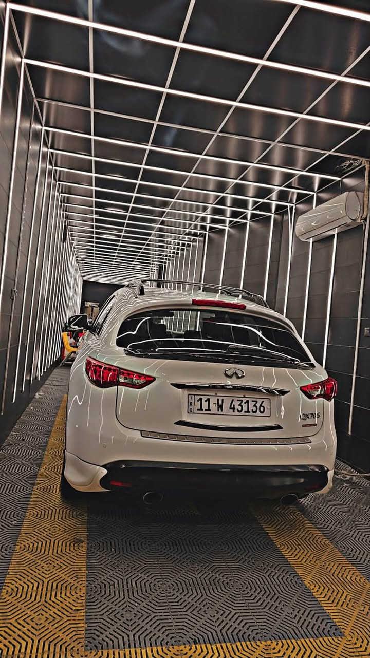 انفنتي موديل 2016
Qx70sأعله مواصفات ا
كشنات جلد حار بارد 
كشن ذاكره 5 كامرات سستم سماعات بوس تحكم ستيرن كامل فتحت سقف تبريد منفصل تبريد قطعتين صندوك كهرباء حساس امامي خلفي 
مكينه 6 /3700
ماشيه 120 ميل  
حادث السياره جاملغ وباب الصدر ونصبغ الباب الخلفي وجزء من الجاملغ +البنيد 
ايرباك برده وستيرن
كير مكينه بلاديه سيرفز كامل بدون نقص 
بيع او مراوس حسب القناعه 
السعر 145 
للستفسار ***********

