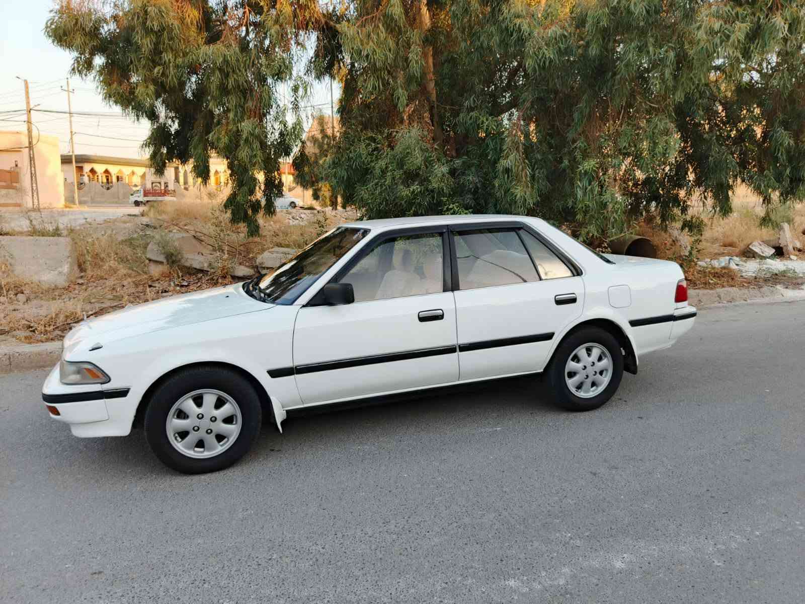 ا بسم الله الرحمن الرحيم للبيع كورلا موديل 91السياره وضع شركه مال بيت جديده ما تصرف عليها دينار رقم نينوئ شرط وكالا تحويل كير محرك بشرط.تبريد.ثلج كهربائيات كلها شغاله دشبول اصلي بدون كص كير تومتيك محرك 18اصلي مكان موصل ايمن شاري اتصل ع رقم بدون مرسلا رجاء.***********
