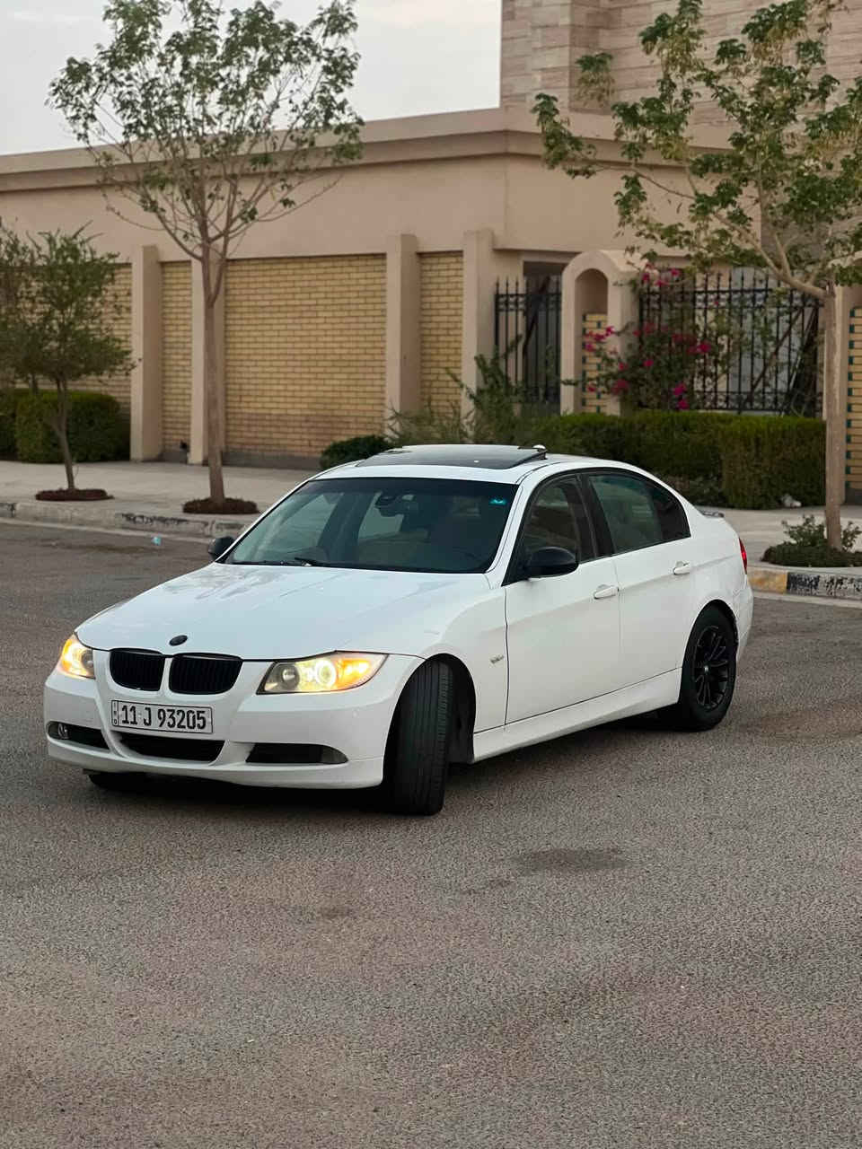 السلام عليكم  BMW e902007
رقم بغداد الدولي هزه جديده بسمي مداور ثاني يوم 

كير مكينه  جديد مكينه ٦سلندر نوزل قصير المرغوب N52 😉

حداديه امامي خلفي جديد 

فتحه سقف كير اوتو وعادي وسبورت 😎

سياره جاهزه نقصها فقط كمبريسر تبريد 

دعاميه M😎😉بعدني ماشادها 

مكاني كربلاء *********** متواجد خاص السعر ٩٠ وبيها مجال مراوس
