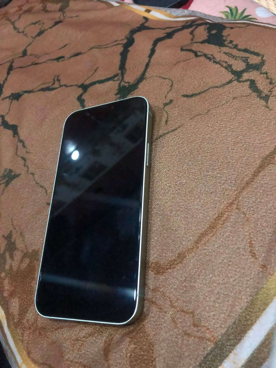 سلام عليكم جهاز 12عادي مكفول كفاله عامه جهاز جديد نضافه ميه بل ميه جهاز خدش ما بي جهاز نضيف كلش 
بطاريه 83
ذاكره 128

وتساب فقط 
***********

تصال ***********

350بي مجال

العنون مدينته صدر الورفلي
