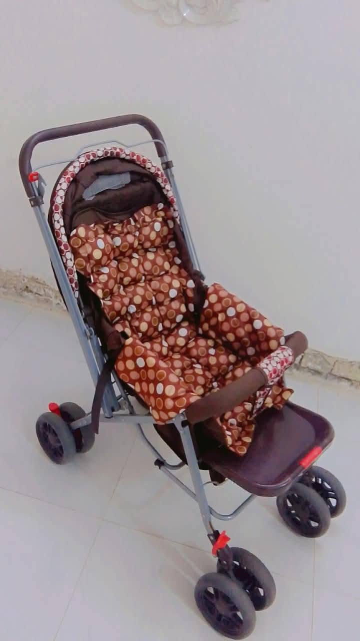 عربانة طفل • نضافة ٩٠٪