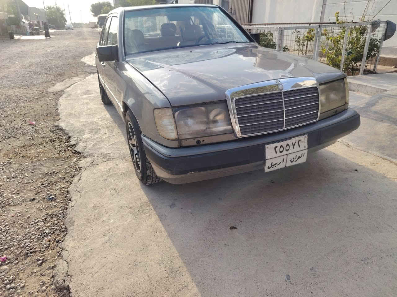 مارسيدس البيع موديل 86  بلاد بدون صبخ وضربه قواعد دبلات بلاد مكينه وكير بطه بشرت رقم أربيل بشرت تحويل وكاله سعر ٤٣ وبي مجال مراوس هم يرهم مكان كلار رقم م ***********
