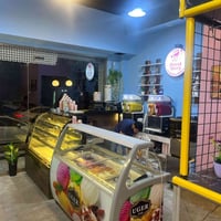 محل مرطبات وحلويات للبيع في شارع فلسطين ركن المحل وارده زين حمدالله تج...