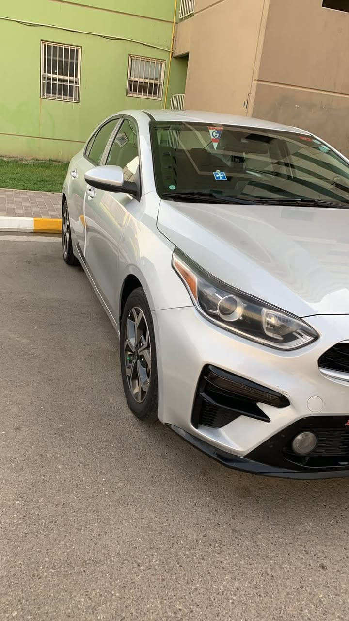 سلام عليكم للبيع او مراوس كية فورتي 2021 رقم اربيل محرك 2000 دوش منضومة  غاز حادث فقط وجه الحوض الصندوك صور الحادث مذكوره بالمنشور وبيها صبغ بأمريكا فقط صبغ بدون ضربه بدون ضربه فقط الي بحادثها المذكور بدون دواخل بجم كبس مكانها بغداد العبيدي السعر 118 ***********
