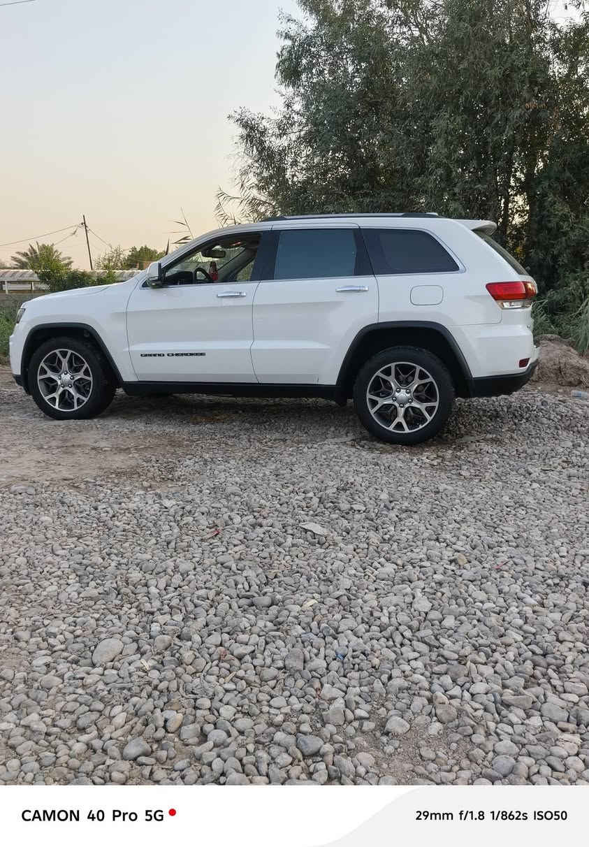 السلام عليكم
للبيع 

جيب موديل 19 خليجي 

فول مواصفات1/1 ماشية 98

بصمة تشغيل 

مكينة 3600 كفالة عامة

الداخل بيجي 

بانوراما

كشنات جلد 

كشنات كهرباء

صندوق كهرباء

دمامات صوت

خزن ذاكرة الكشن

حساسات من كل الجهات

تدفئة وتبريد امامي 

تدفية خلفي 

رادار جانبي

اشاير بلمري 

3 انضمة قياده تحكم ستيرن 

مانع انزلاق 

تبريد قطعتين 

حساس خلفي 

شاشة اعطال 

شاشه كبيره 

كامره دواره 

تحكمات استيرن 

تدفئة ستيرن

رادار توقف ذاتي رادر امامي 

حساسات امامي خلفي 

رادارات بل مري و امامي 

شنو تريد مواصفات بيها 

للاستفسار ***********
