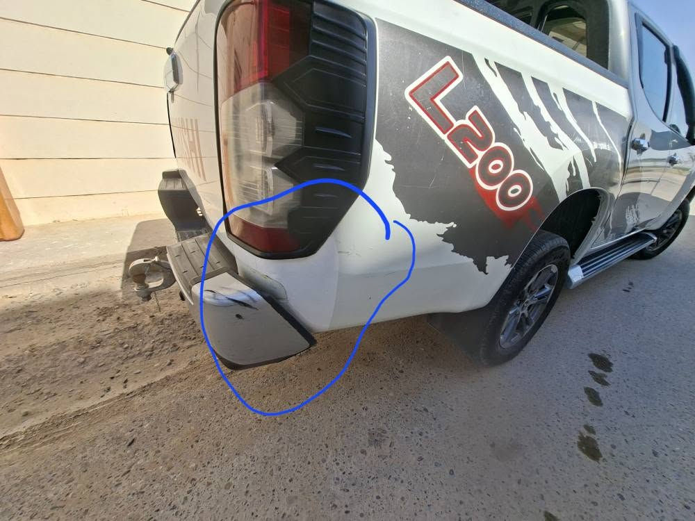 متسيوبيشي L200 موديل 2020 بانزين فور ويل  فول عادي 
كير محرك تبريد تدفئه عل وضع الشركة شاشة وكامرة خلفية درع امامي ودرع خلفي مع هوك كلهن نيكل دبل سويج تحكم سنتر عن بعد 
سيارة نضيفة عل ايدي من البيت للدوام 
تخم تاير صار ٦ اشر من شديتة 
سبير مانازل ماشية ١٧٠ الف كيلو قابل للزيادة 
سيارة كفالة عامة عدى شوي بارد بنهايت الجاملغ الخلفي من جهة الدعامية وكم نكرشة خفيفة موضحات وماشرن  بلكششر الخارجي اربيل باسمي سنوية جديدة وهزة جديدة ورقم جديد ابو المثلث سيارة متحتاج مصرف الف دينار اقتصادية واعتمادية وماشاء الله كلش قوية  مكان السيارة صلاح الدين قضاء الدور 
*********** أربيل, العراق
