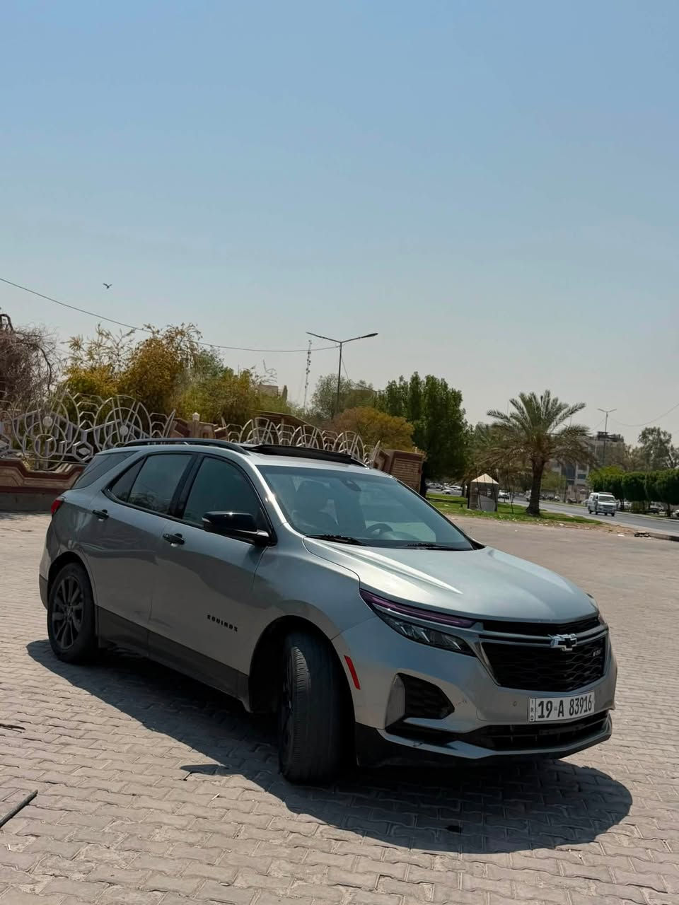 شوفرليت اكوينكس RS 2023فول مواصفات
• فتحة سقف
• ⁠كشنات جاد
• ⁠كامرات محيطية 360
• ⁠جنطة كهرباء
• ⁠حساسات امامي خلفي ومانع تصادم 
• ⁠تدفئه كشنات وستيرن
محرك 1500 تيربو 
كير مكينة حدادية كفاله
رقم كربلاء باسمي تحويل ثاني يوم 
ماشية 45 الف
حادث امريكي امامي خفيف بنيد مبدل ومصبوغ صور الحادث مرفوعة بالمنشور 
بالعراق بارد قبق الجنطة فقط 
السيارة مابيه اي نقص سيارة مال جناي كله  بانزين محسن 
السعر 168
***********
بيع او مراوس بكامري هايبرد  او هوندا اكور هايبرد
